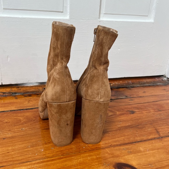 Suede Steve Madden Heeled Bootie - Picture 5 of 5